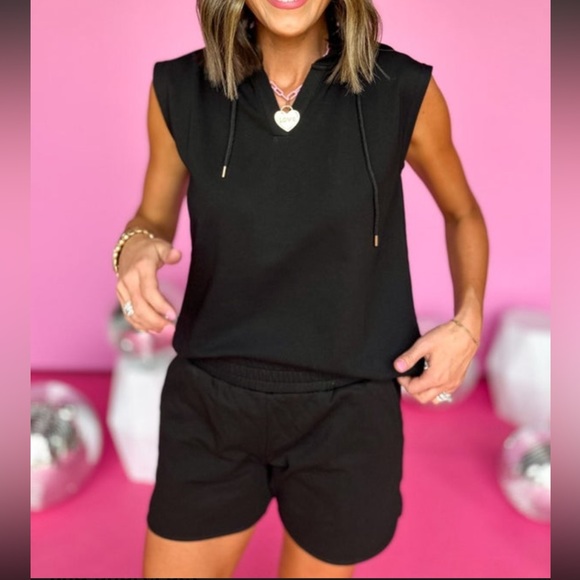 SSYS Pants - SSYS Black Sleeveless Hooded Sweatshirt Top and Shorts Set